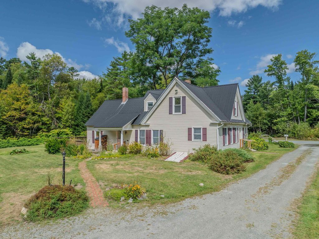 Photo of 921 Old Waterford Road, Littleton, NH 03561 (MLS # 5060482)