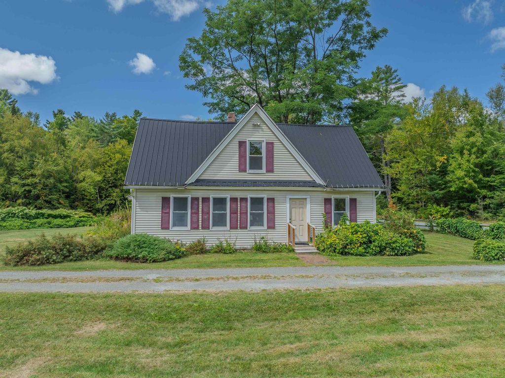 Photo of 921 Old Waterford Road, Littleton, NH 03561 (MLS # 5060482)