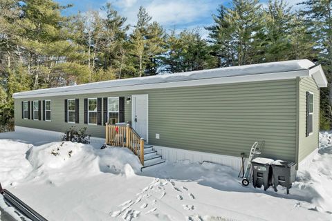 Photo of 101 Thurley Road, Ossipee, NH 03814 (MLS # 5076497)