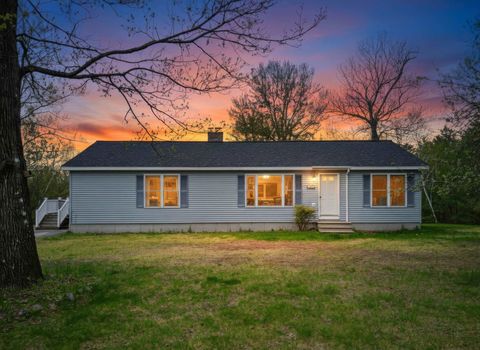 Photo of 51 Hejo Road, Weare, NH 03281 (MLS # 5088457)