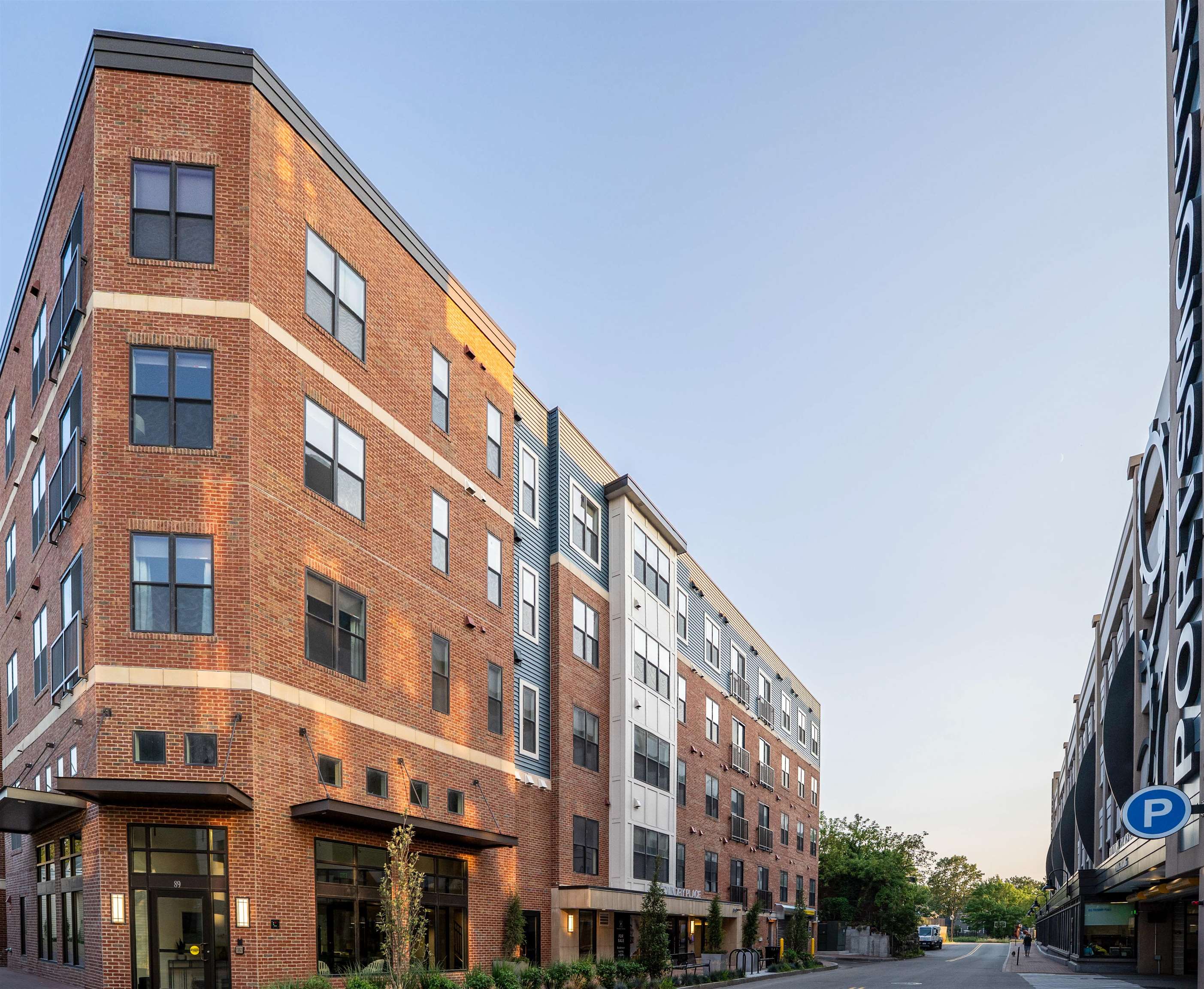 99 Foundry Place 101