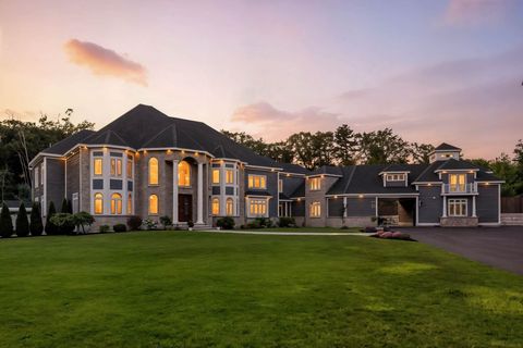 11 Sophia Drive Dracut MA 01826