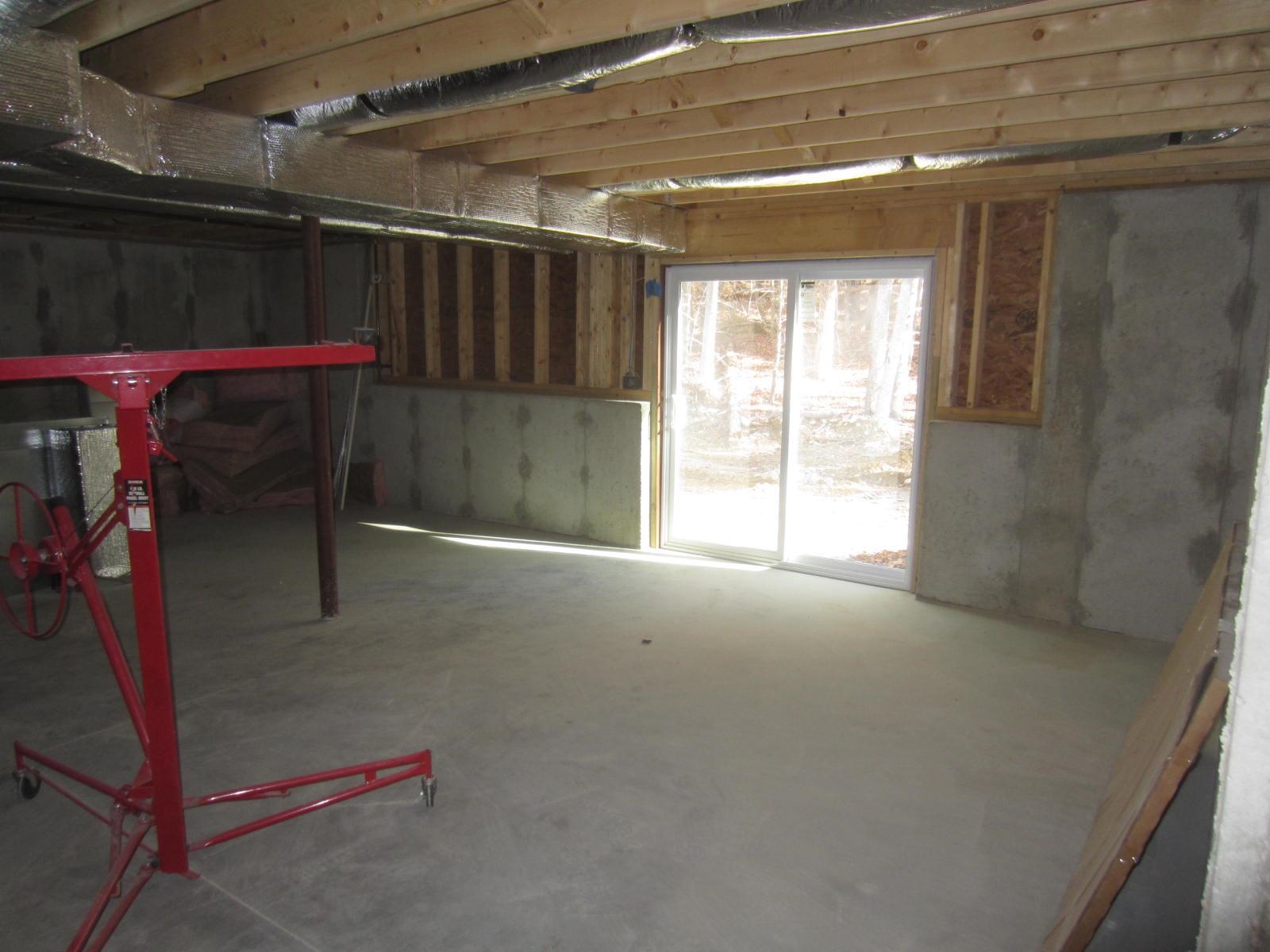 Deerfield, New Hampshire 03037, United States, 3 Bedrooms Bedrooms, ,3 BathroomsBathrooms,Residential,Active,214813