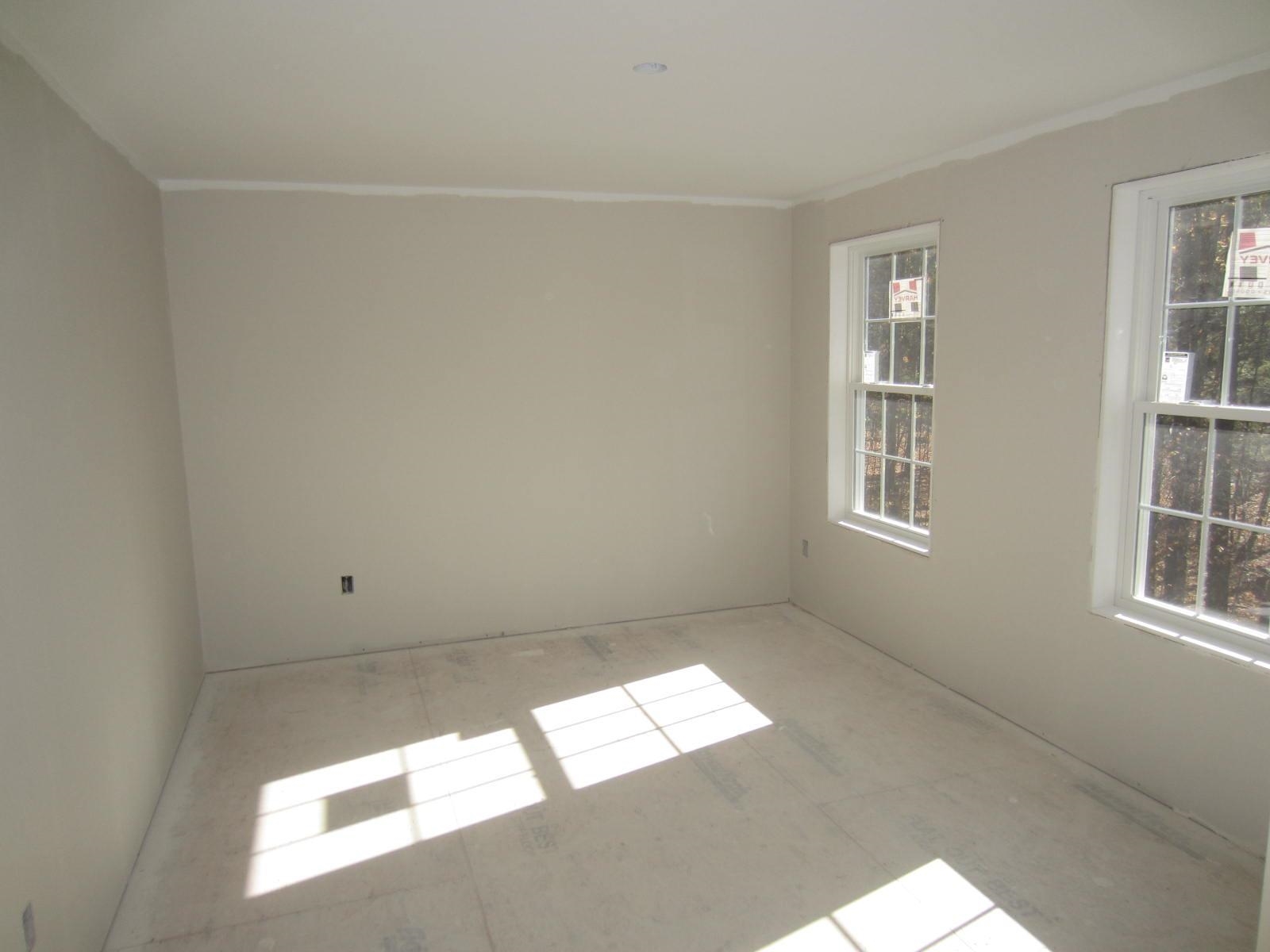 Deerfield, New Hampshire 03037, United States, 3 Bedrooms Bedrooms, ,3 BathroomsBathrooms,Residential,Active,214813