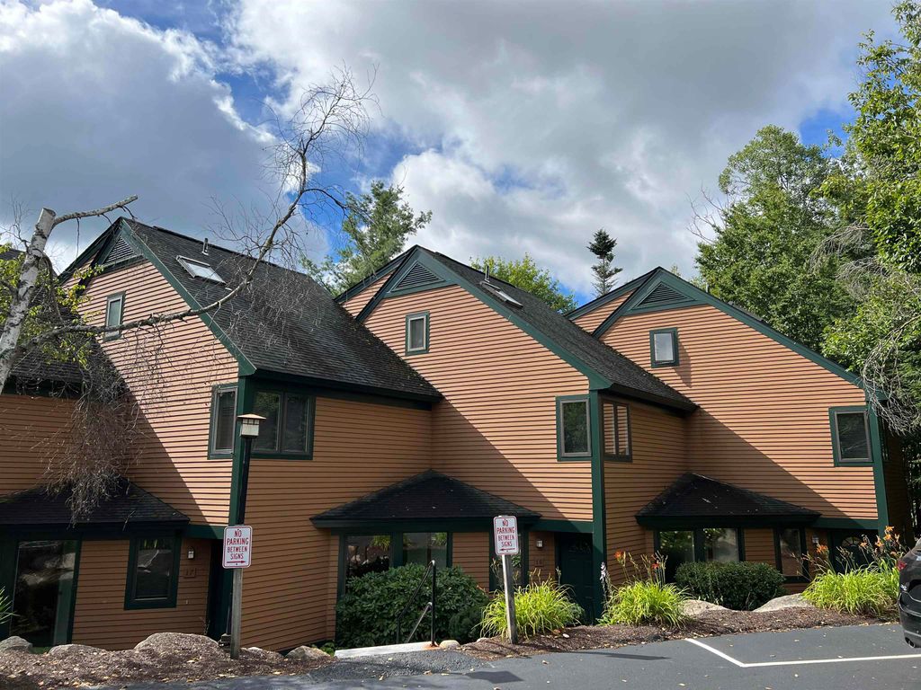 Photo of 9 Mt. Sun Way #16 D, Waterville Valley, NH 03215 (MLS # 5013190)