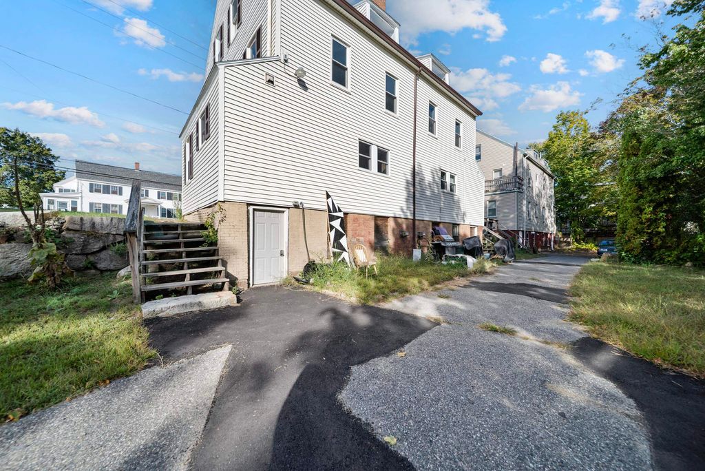 Photo of 208 Main Street, Somersworth, NH 03825 (MLS # 5063556)