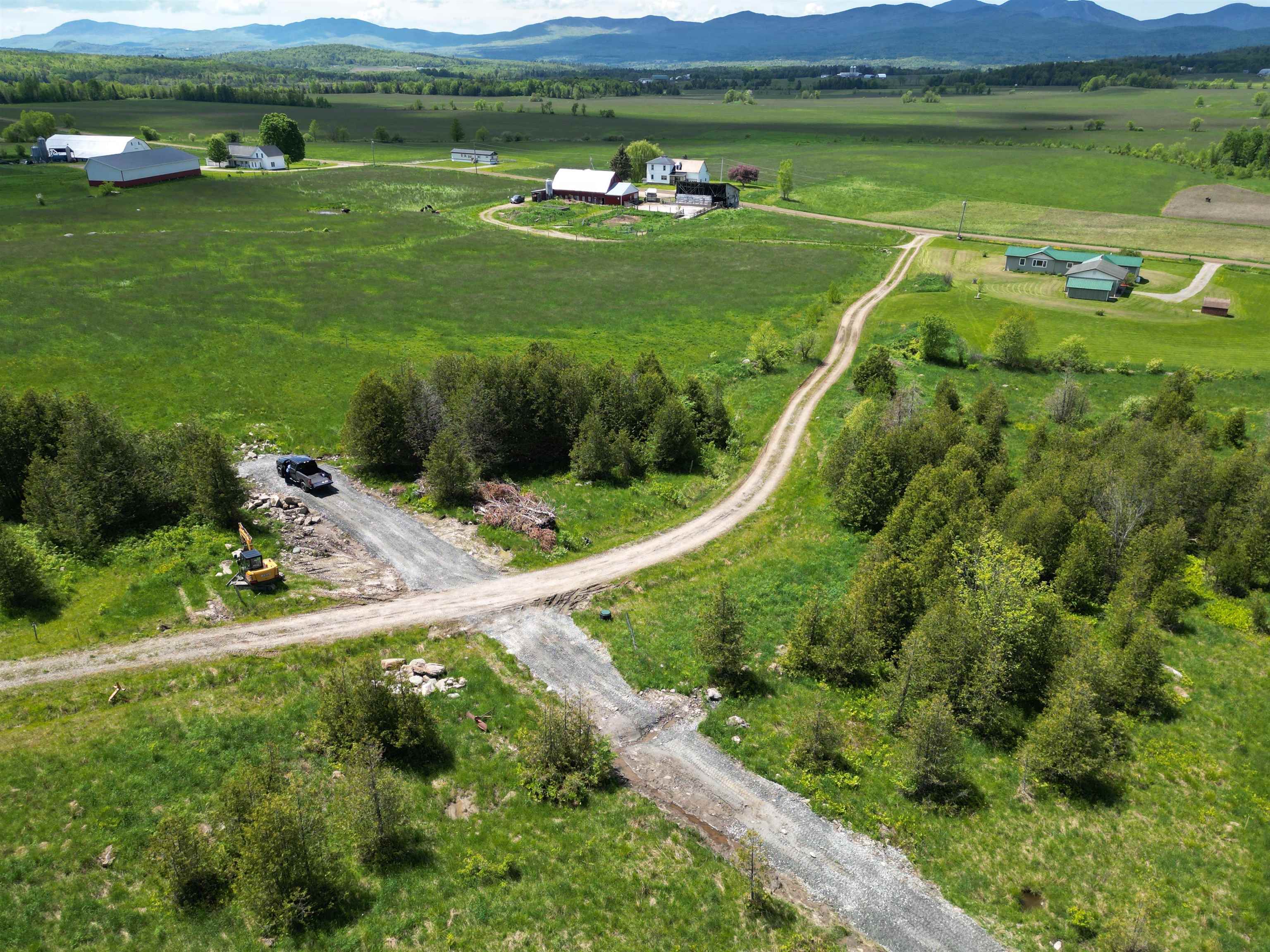 Tetreault Road