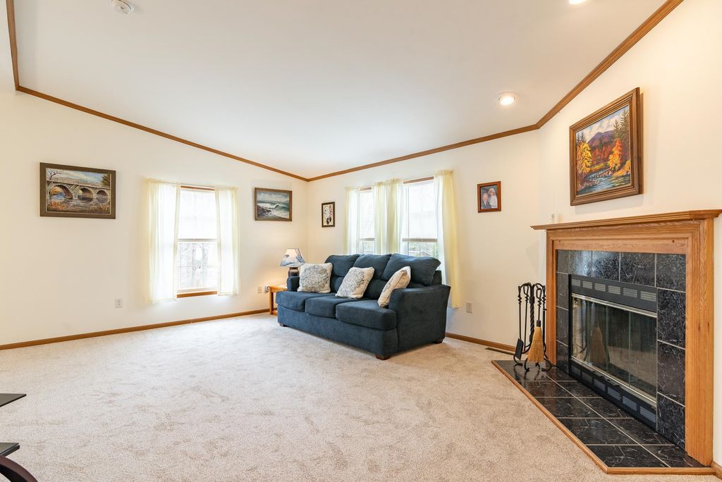 Photo of 40 Ivy Lane, Farmington, NH 03835 (MLS # 5087837)