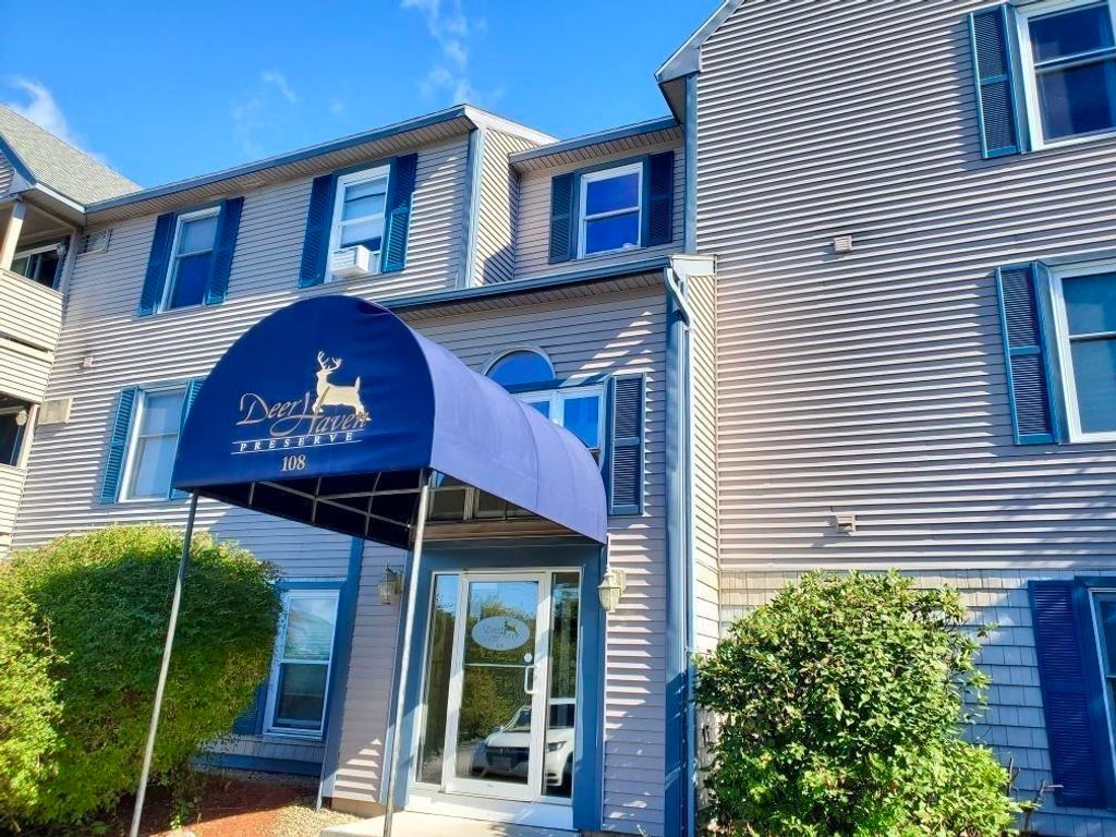 Photo of 108 Eastern Avenue #304, Manchester, NH 03104 (MLS # 5083257)