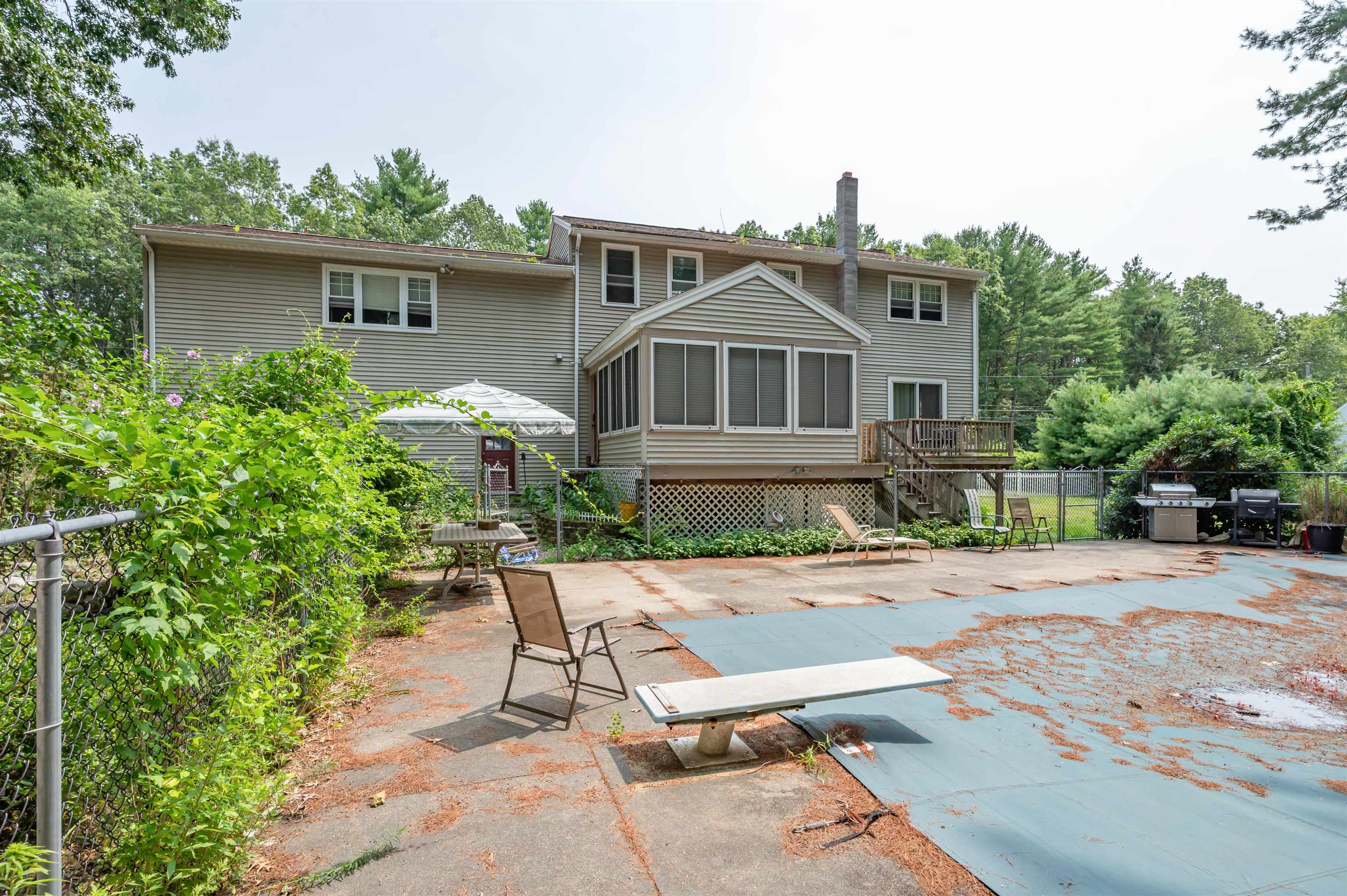 13 Robie Lane