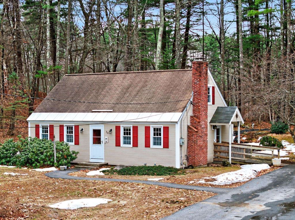 Photo of 36 Bedford Road, Merrimack, NH 03054 (MLS # 5081950)