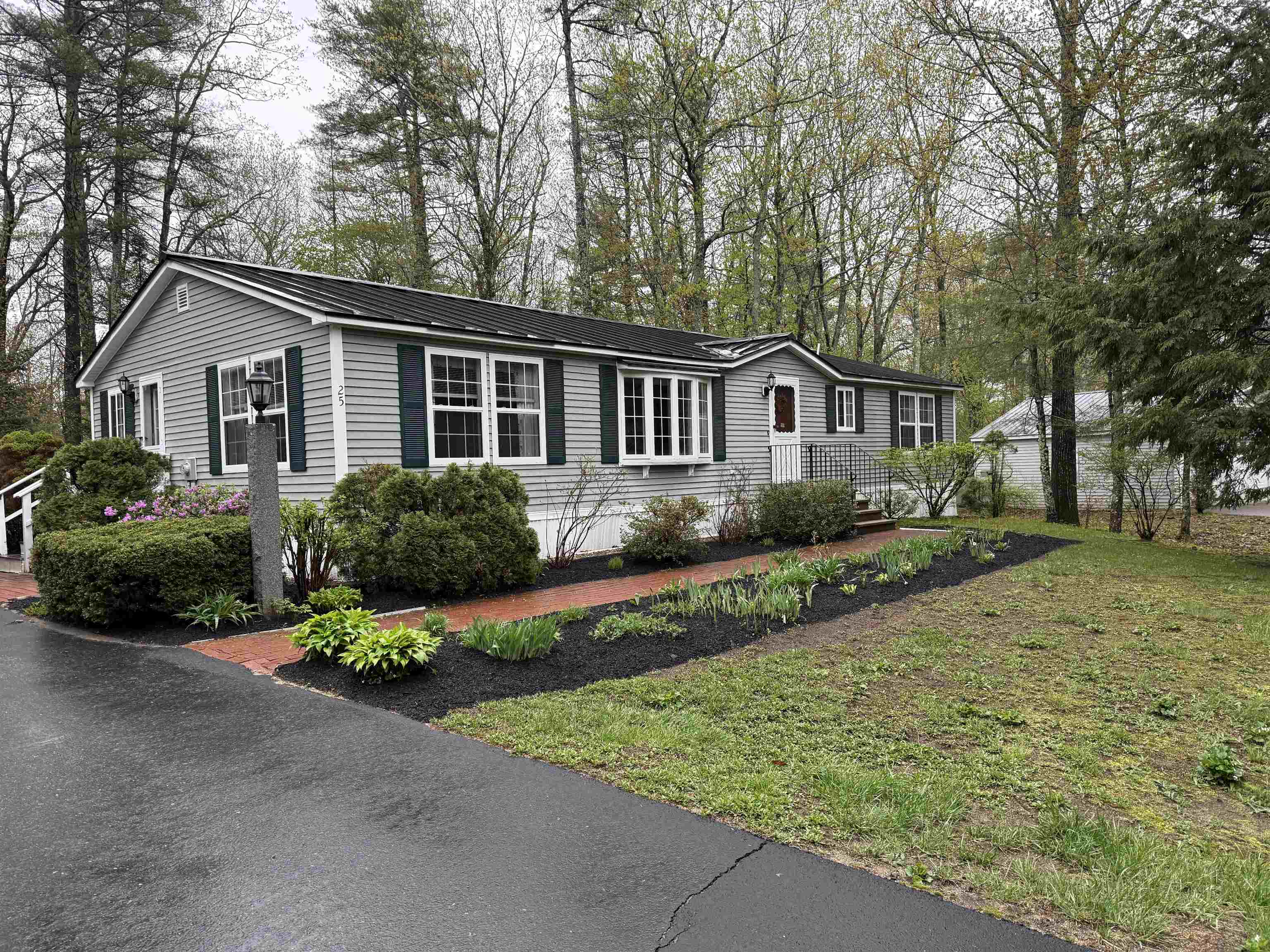 25 Harvey Brook Road