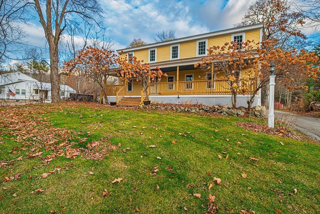 Photo of 17 Waumbeck Road, Wolfeboro, NH 03894 (MLS # 5069980)