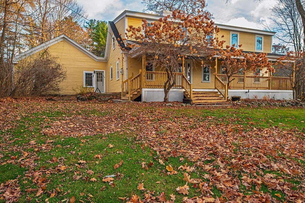 Photo of 17 Waumbeck Road, Wolfeboro, NH 03894 (MLS # 5069980)