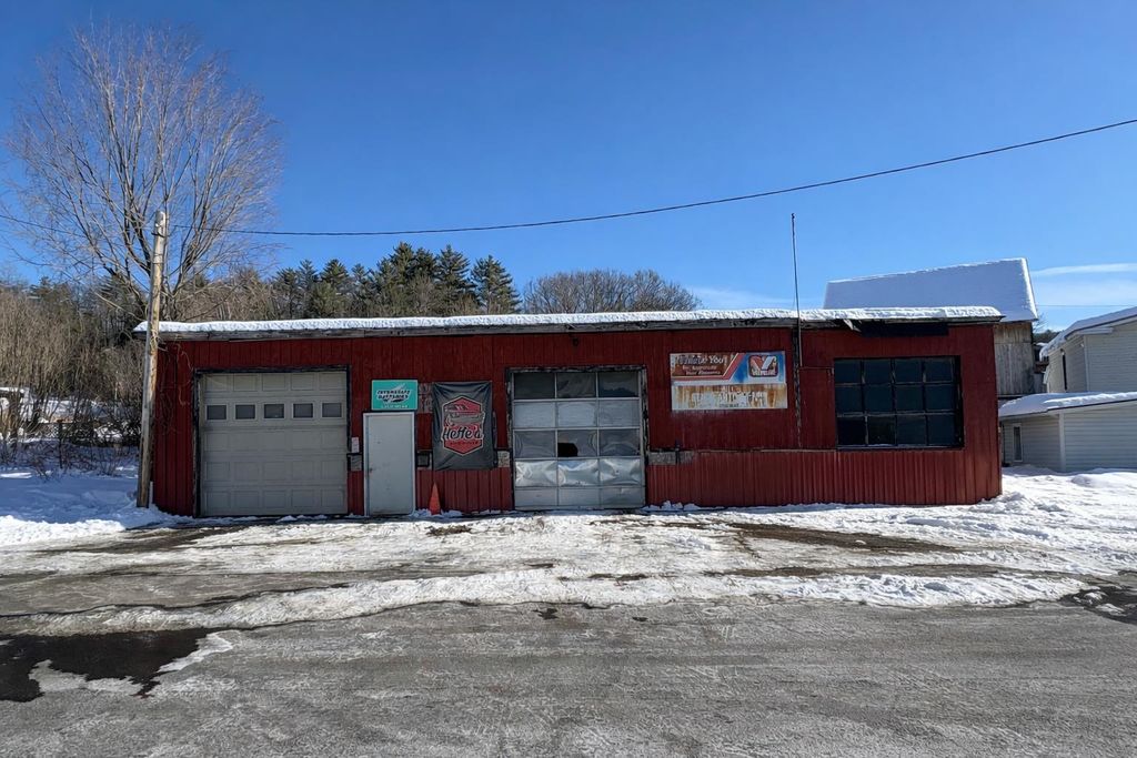 Photo of 5 Broad Brook Road, Winchester, NH 03441 (MLS # 5077548)