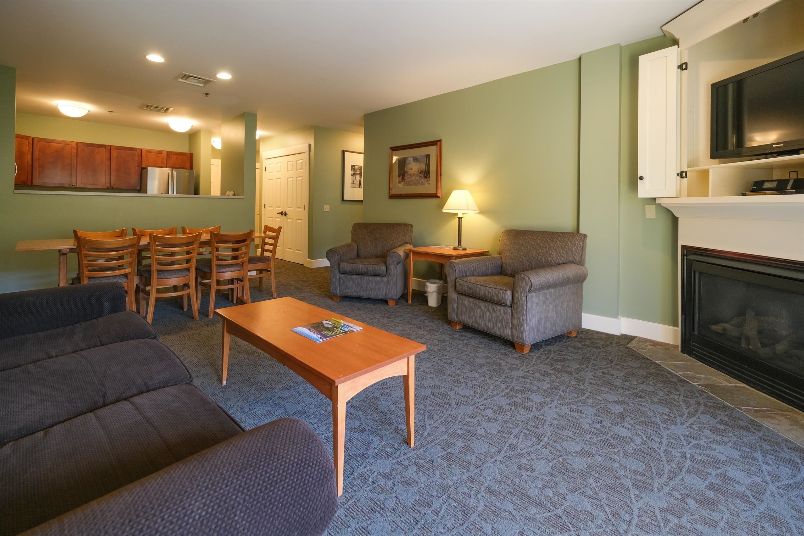 331/333 QII Jackson Gore Inn 331/333 QII