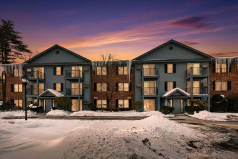 Photo of 14 Northbrook Drive #1410, Manchester, NH 03102 (MLS # 5076856)