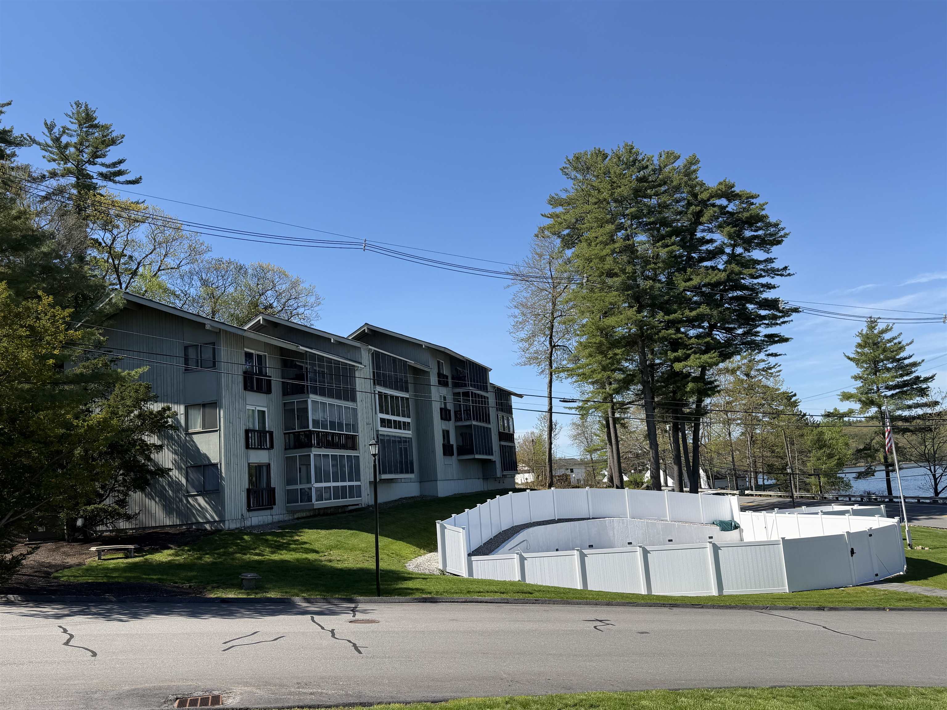 883 Weirs Boulevard 2