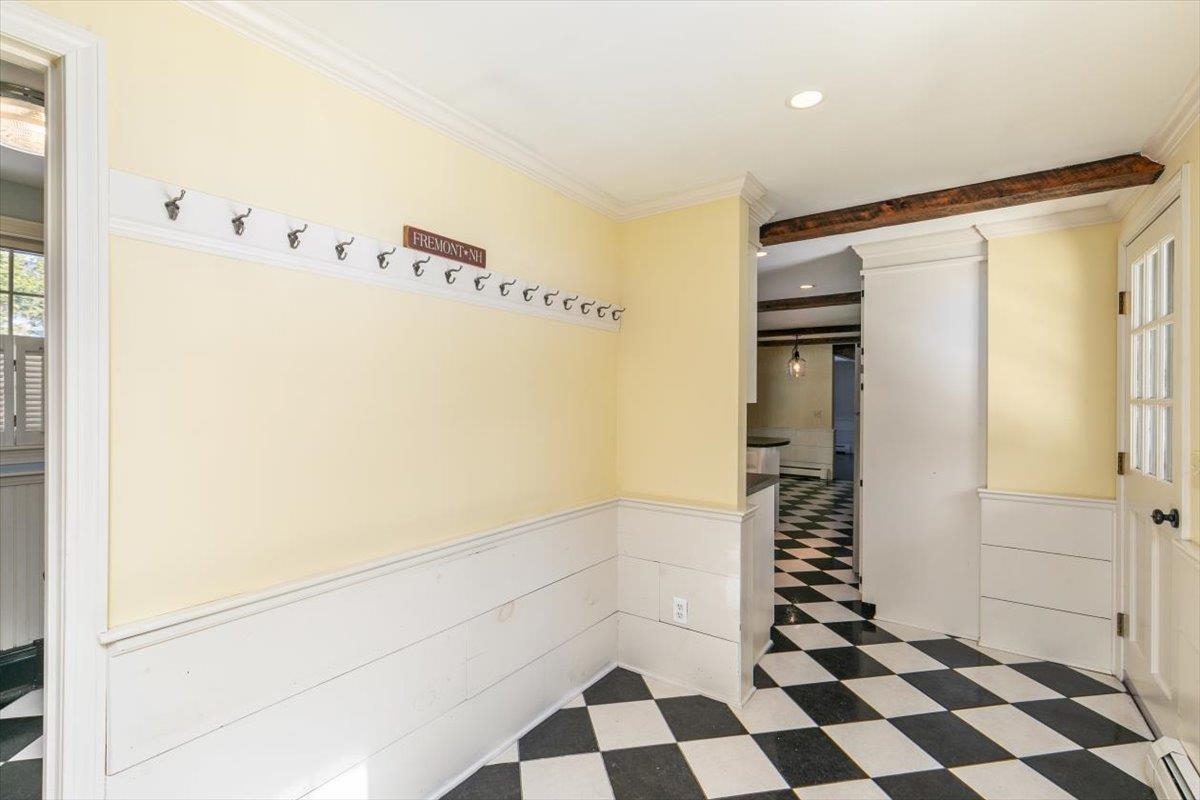 Fremont, New Hampshire 03044, United States, 3 Bedrooms Bedrooms, ,2 BathroomsBathrooms,Residential,Pending,8850