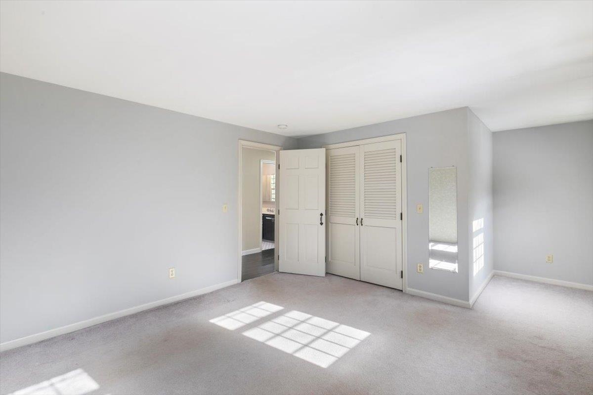 Fremont, New Hampshire 03044, United States, 3 Bedrooms Bedrooms, ,2 BathroomsBathrooms,Residential,Pending,8850