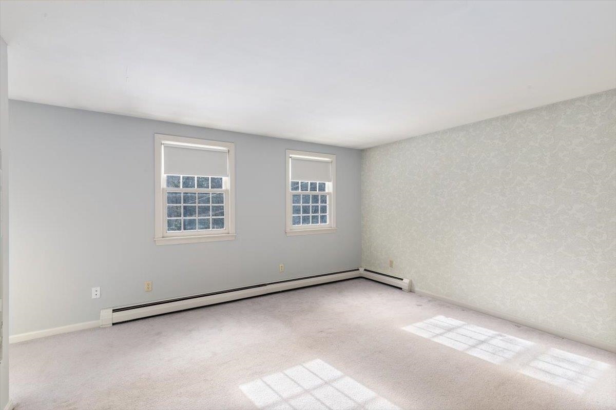 Fremont, New Hampshire 03044, United States, 3 Bedrooms Bedrooms, ,2 BathroomsBathrooms,Residential,Pending,8850