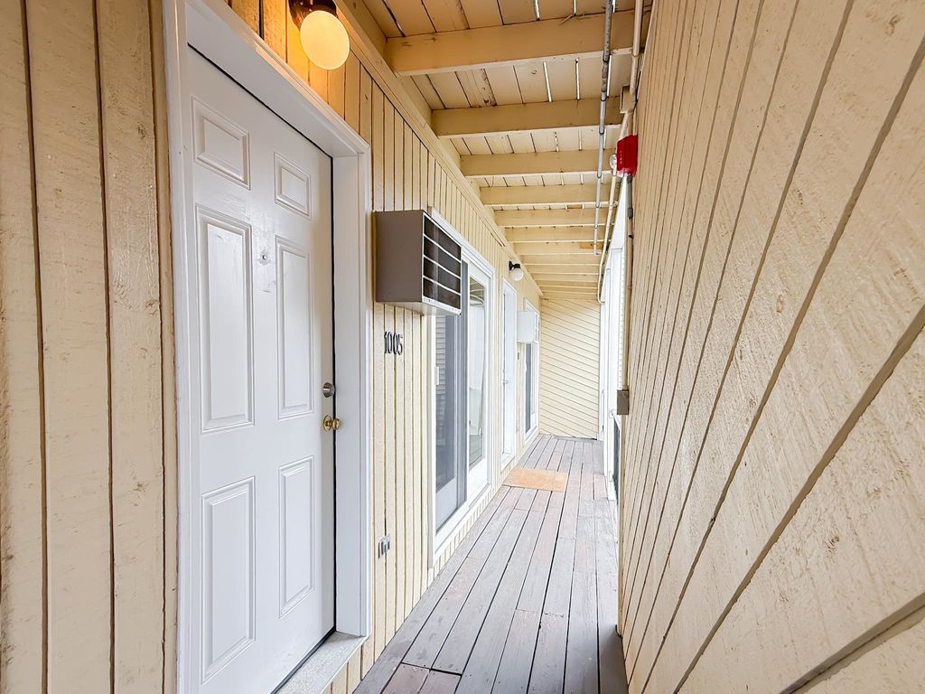 Photo of 1005 Cocheco Court, Dover, NH 03820 (MLS # 5084744)