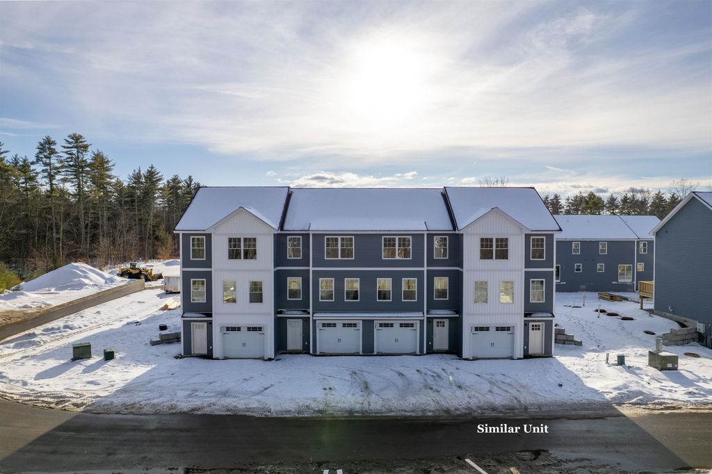 Photo of 7 The Crossings at Village Center Center, Barrington, NH 03825 (MLS # 5055959)