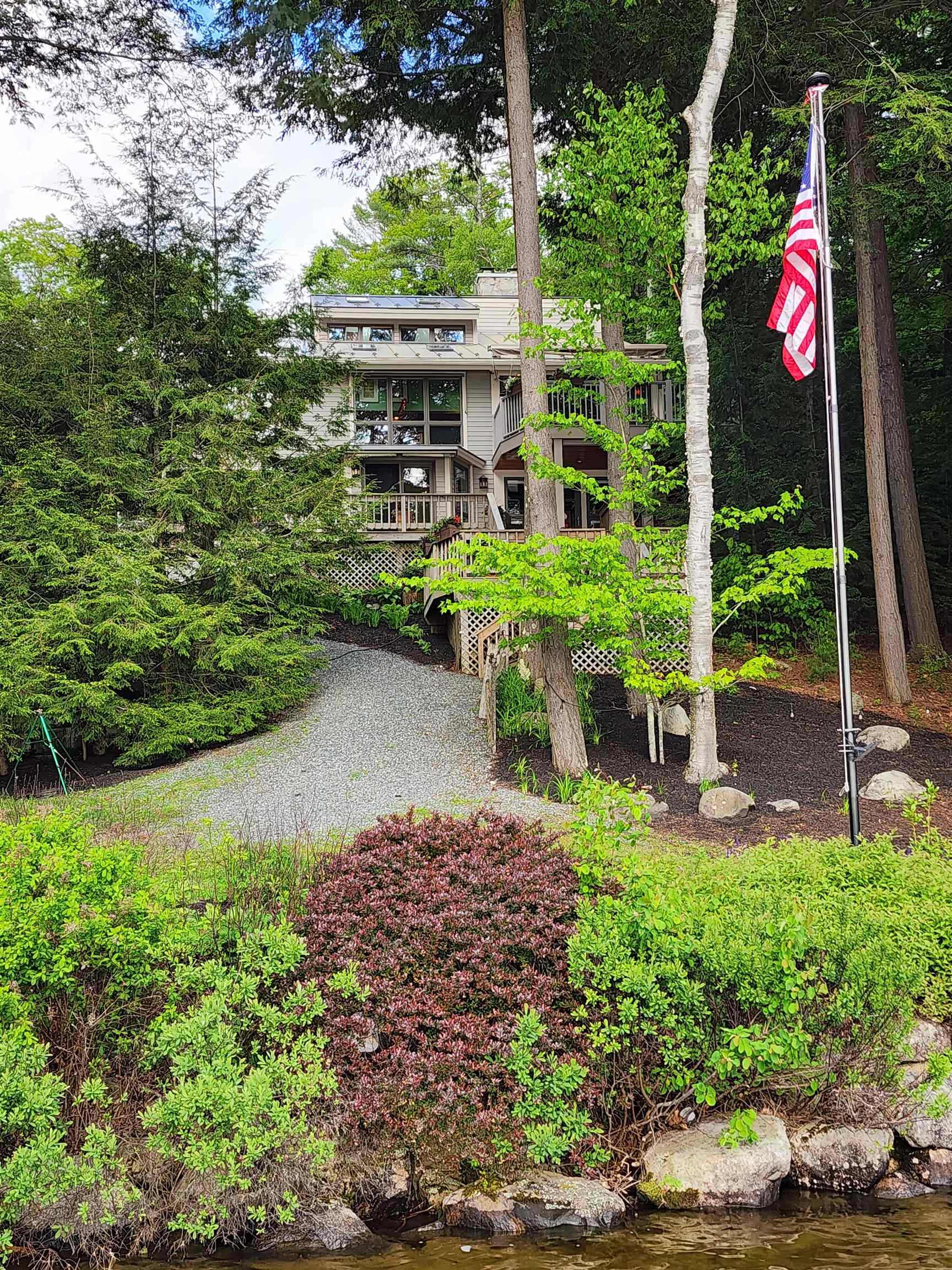 Enfield, New Hampshire 03748, United States, 4 Bedrooms Bedrooms, ,3 BathroomsBathrooms,Residential,Active,147277