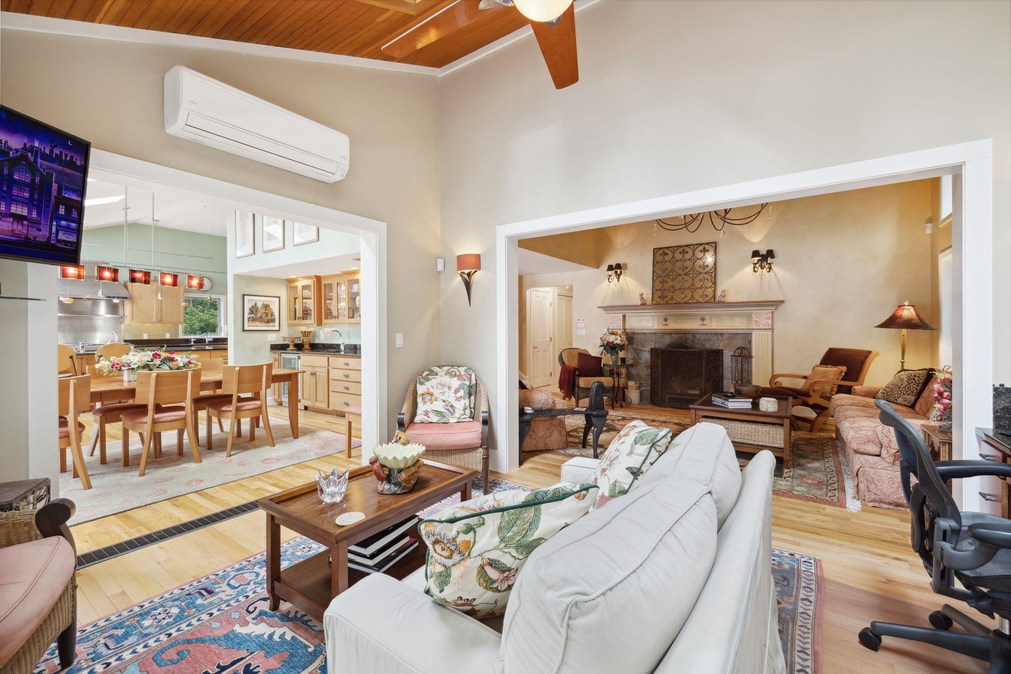 Enfield, New Hampshire 03748, United States, 4 Bedrooms Bedrooms, ,3 BathroomsBathrooms,Residential,Active,147277