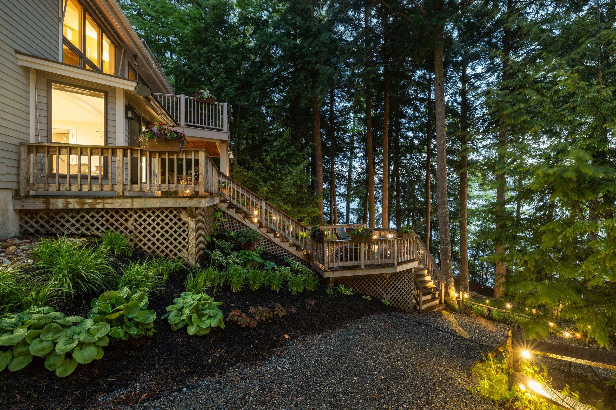 Enfield, New Hampshire 03748, United States, 4 Bedrooms Bedrooms, ,3 BathroomsBathrooms,Residential,Active,147277