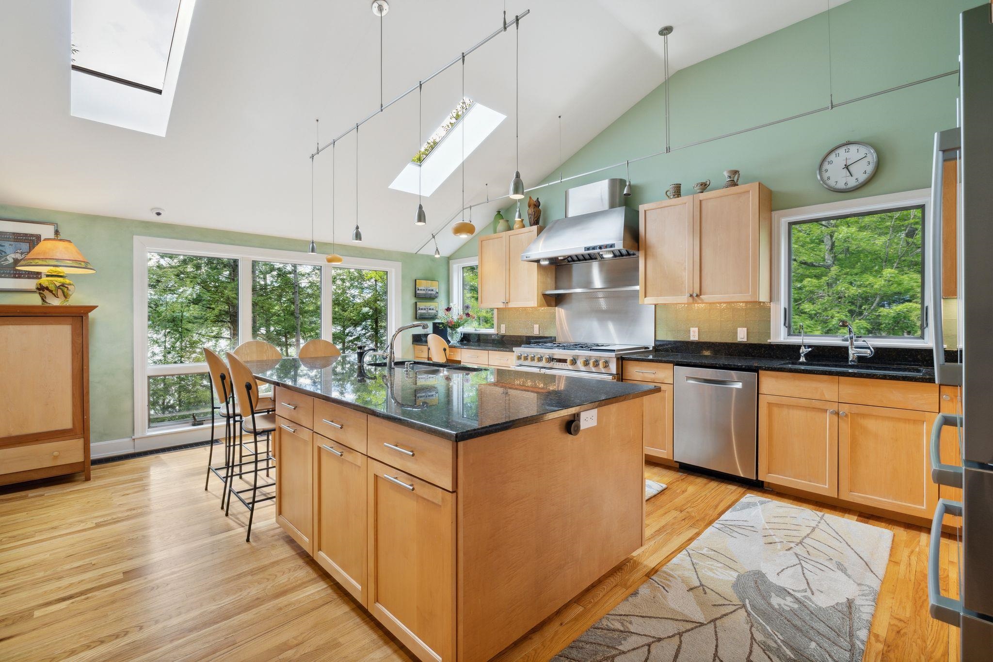 Enfield, New Hampshire 03748, United States, 4 Bedrooms Bedrooms, ,3 BathroomsBathrooms,Residential,Active,147277