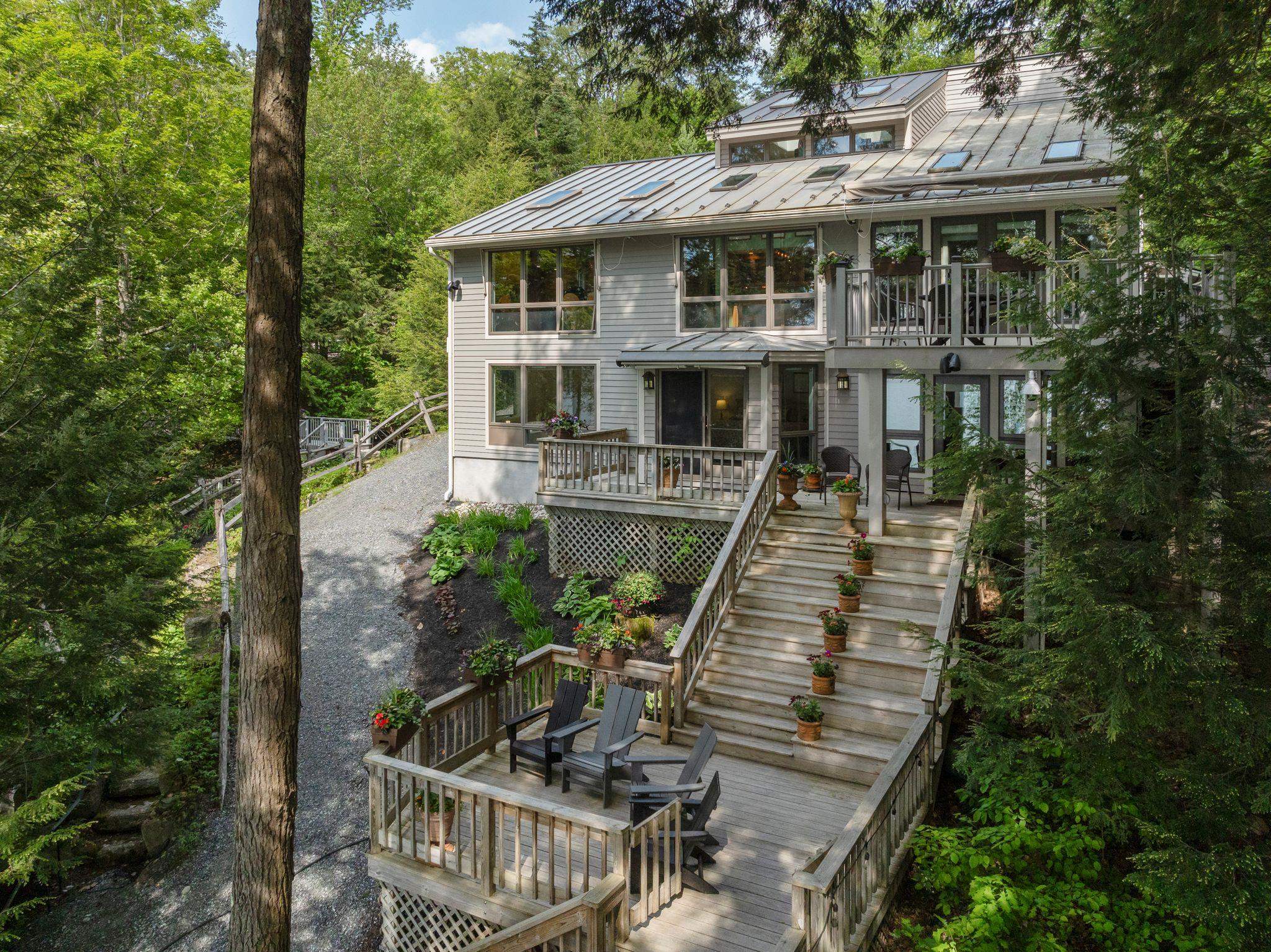 Enfield, New Hampshire 03748, United States, 4 Bedrooms Bedrooms, ,3 BathroomsBathrooms,Residential,Active,147277