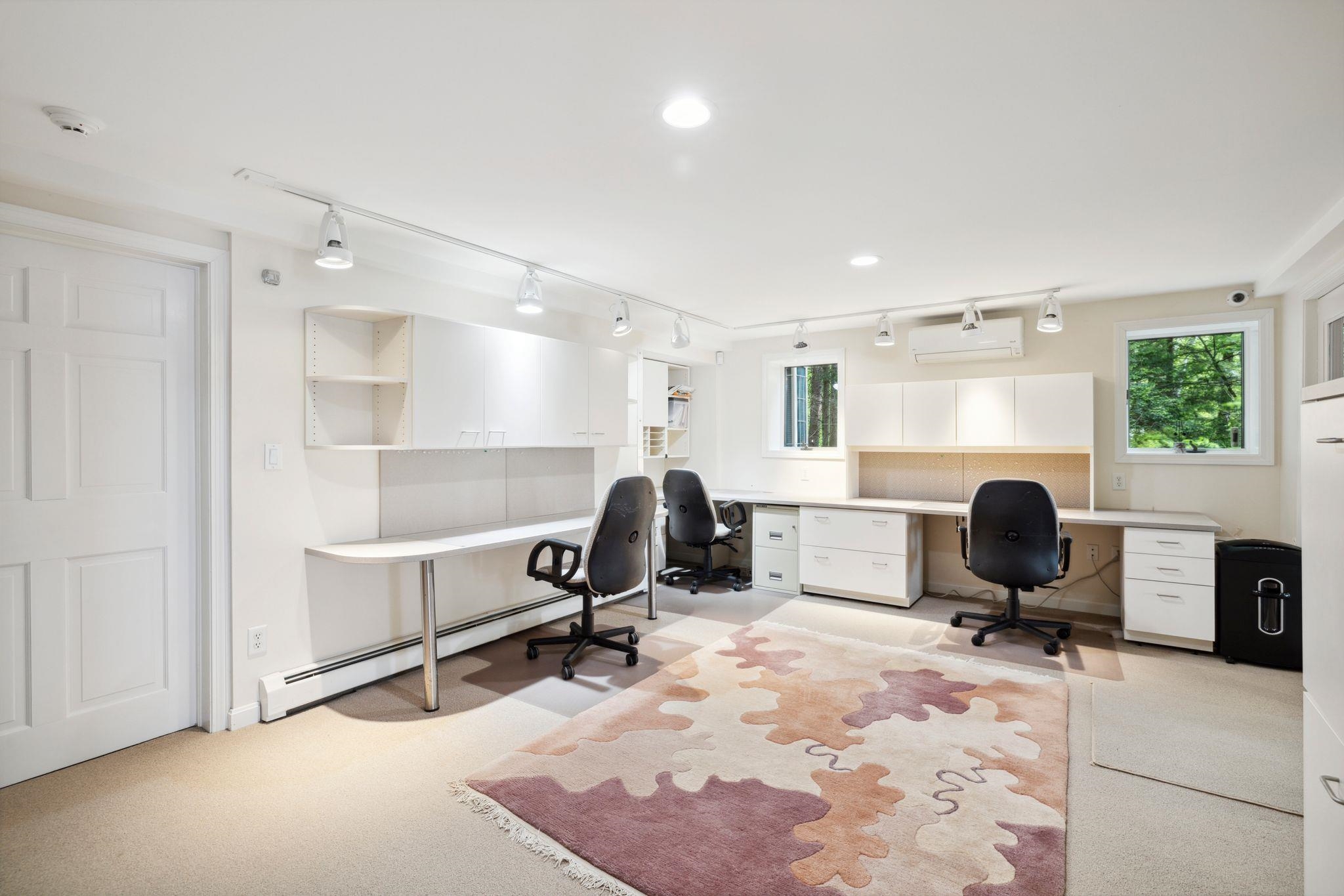 Enfield, New Hampshire 03748, United States, 4 Bedrooms Bedrooms, ,3 BathroomsBathrooms,Residential,Active,147277