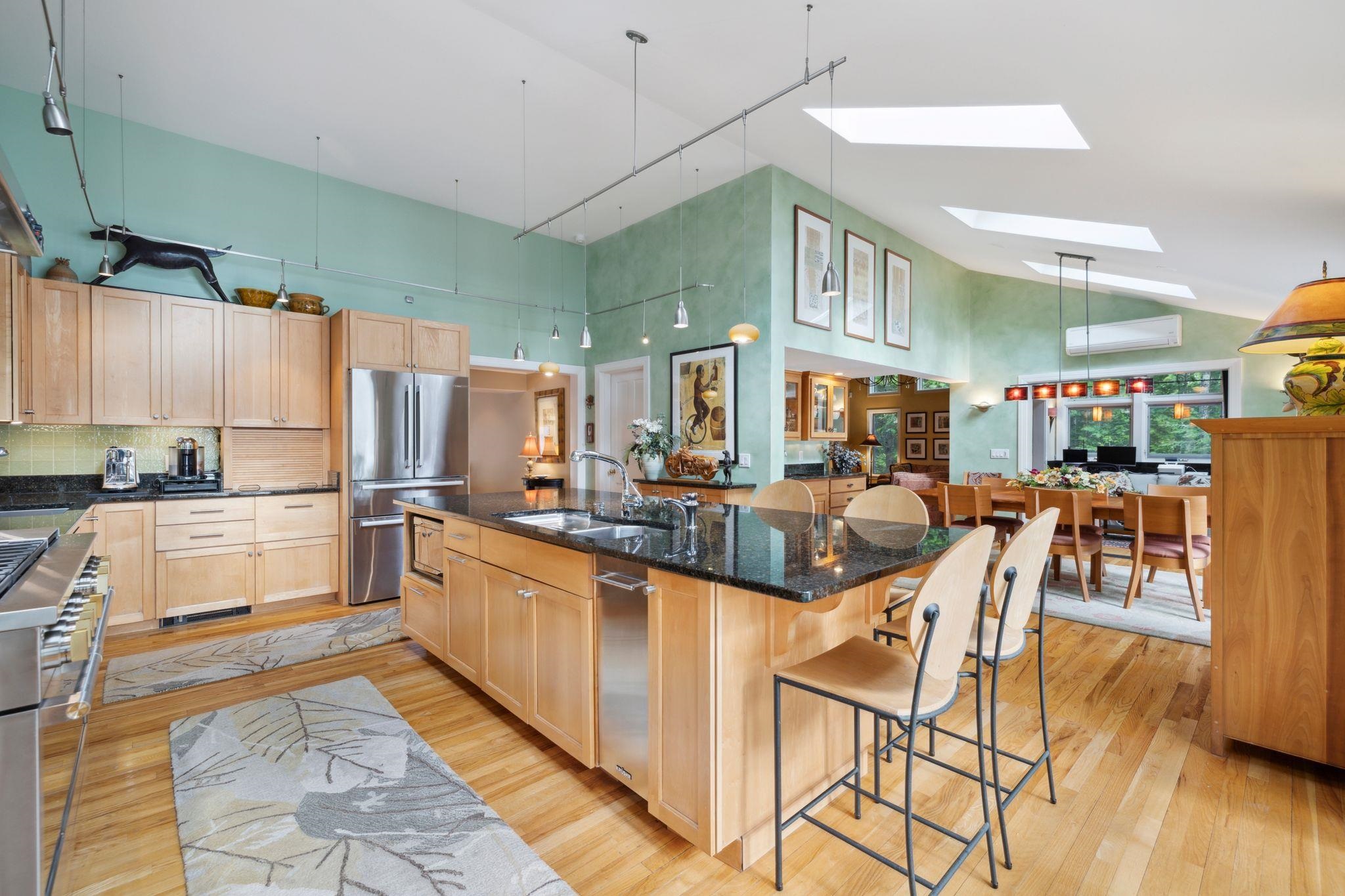 Enfield, New Hampshire 03748, United States, 4 Bedrooms Bedrooms, ,3 BathroomsBathrooms,Residential,Active,147277