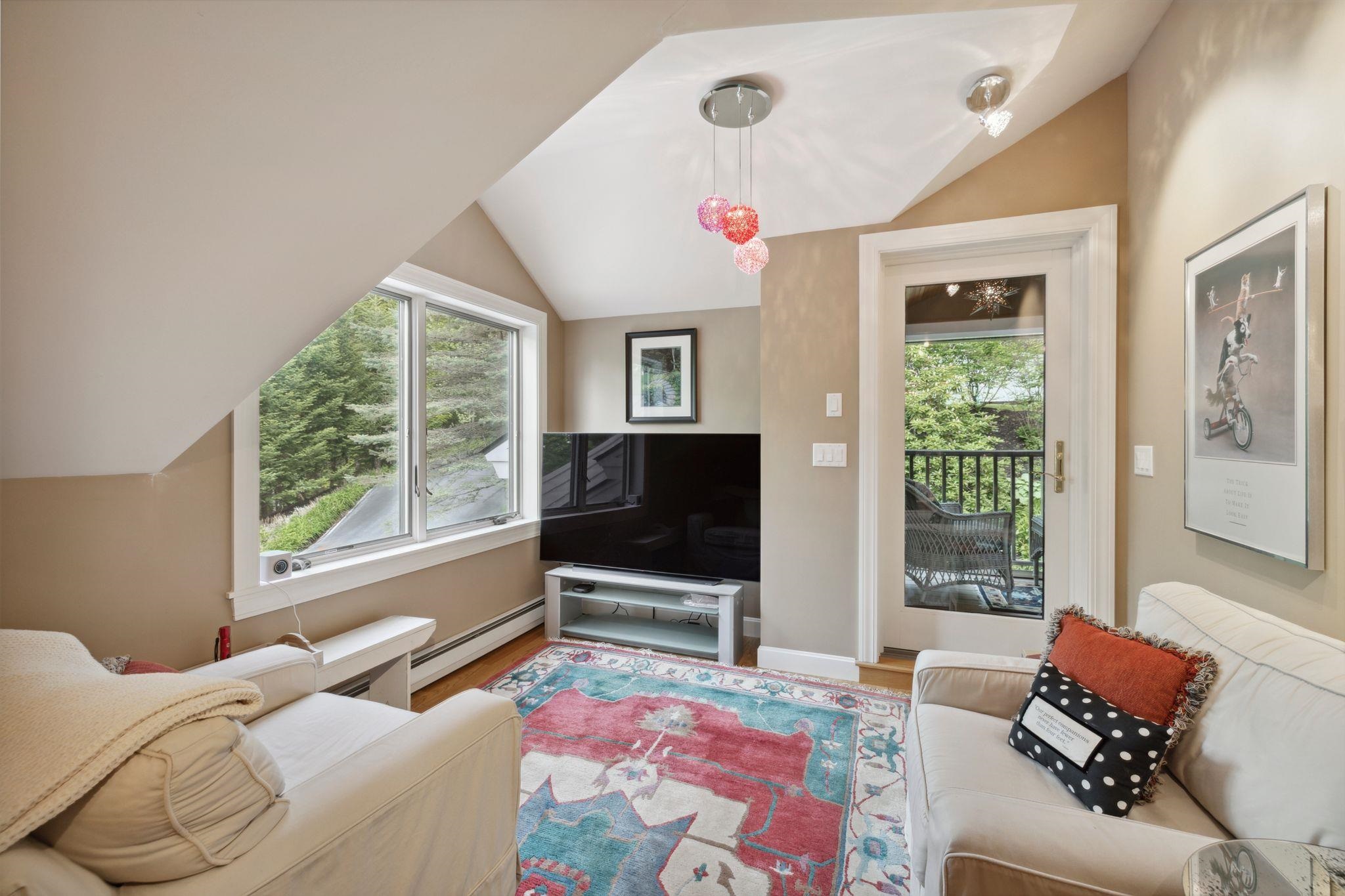 Enfield, New Hampshire 03748, United States, 4 Bedrooms Bedrooms, ,3 BathroomsBathrooms,Residential,Active,147277