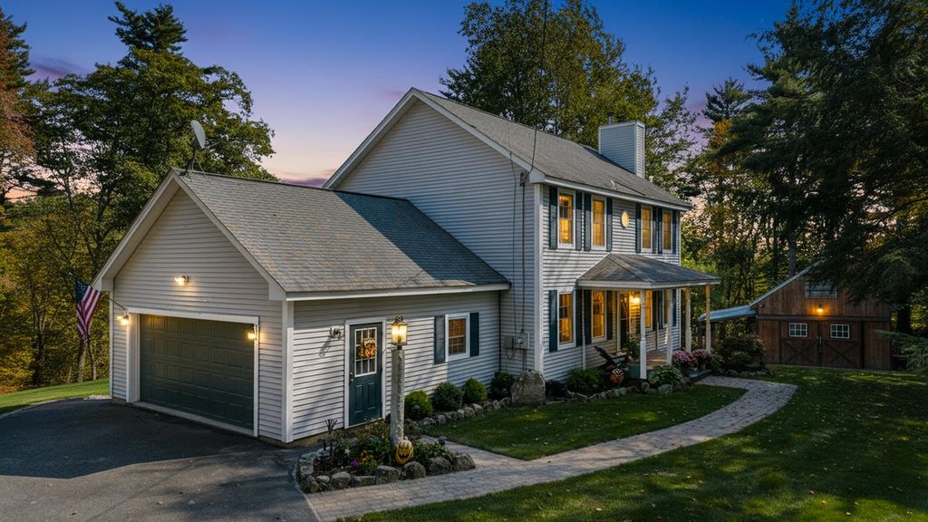 Photo of 49 Stark Hwy N Hwy, Dunbarton, NH 03046 (MLS # 5064601)