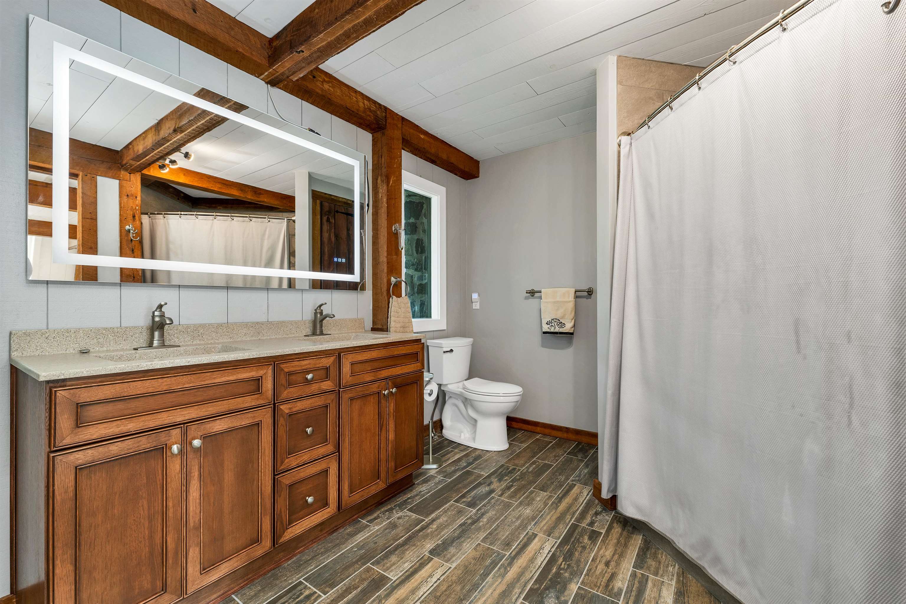 Grantham, New Hampshire 03753, United States, 3 Bedrooms Bedrooms, ,3 BathroomsBathrooms,Residential,Active,192029