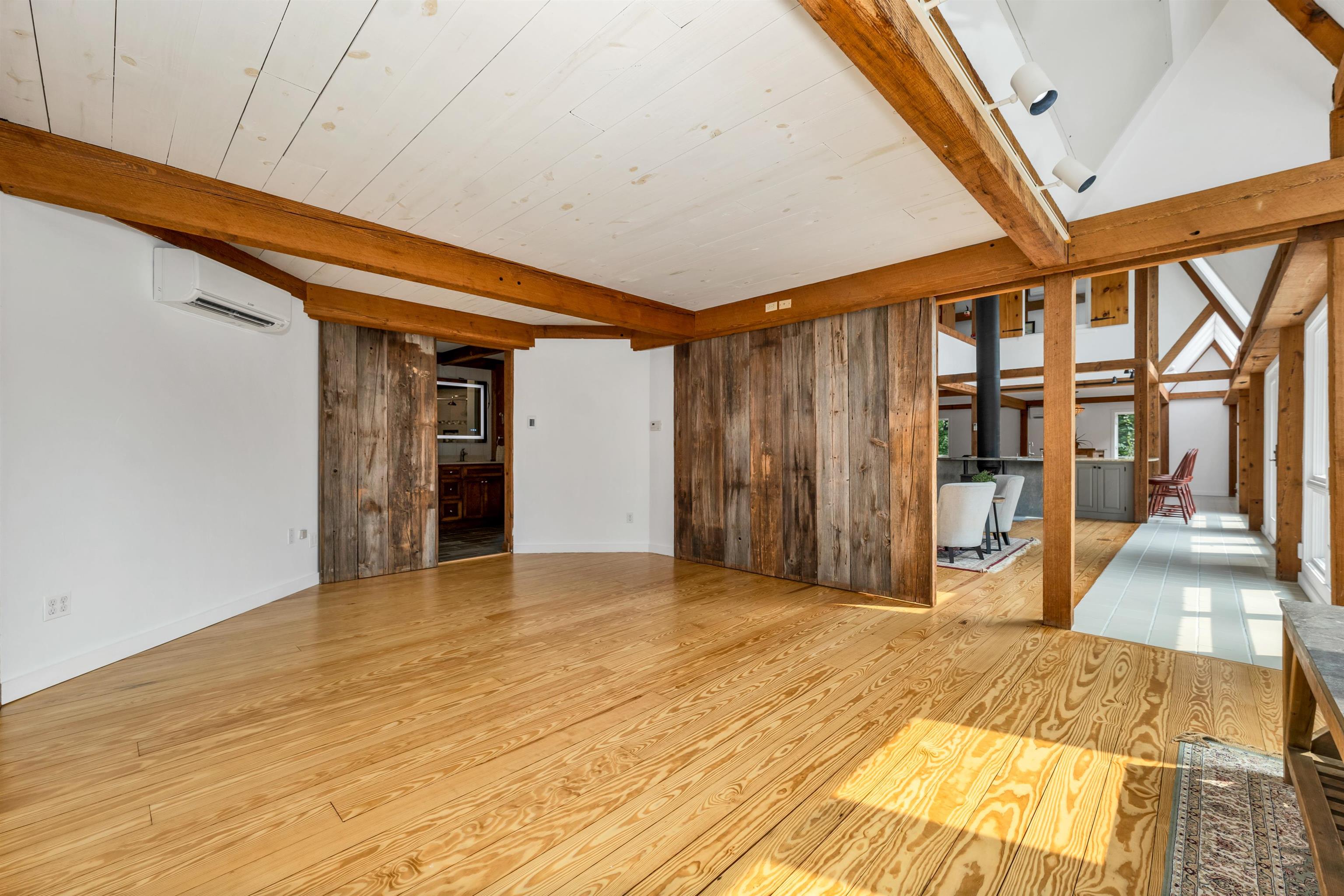 Grantham, New Hampshire 03753, United States, 3 Bedrooms Bedrooms, ,3 BathroomsBathrooms,Residential,Active,192029