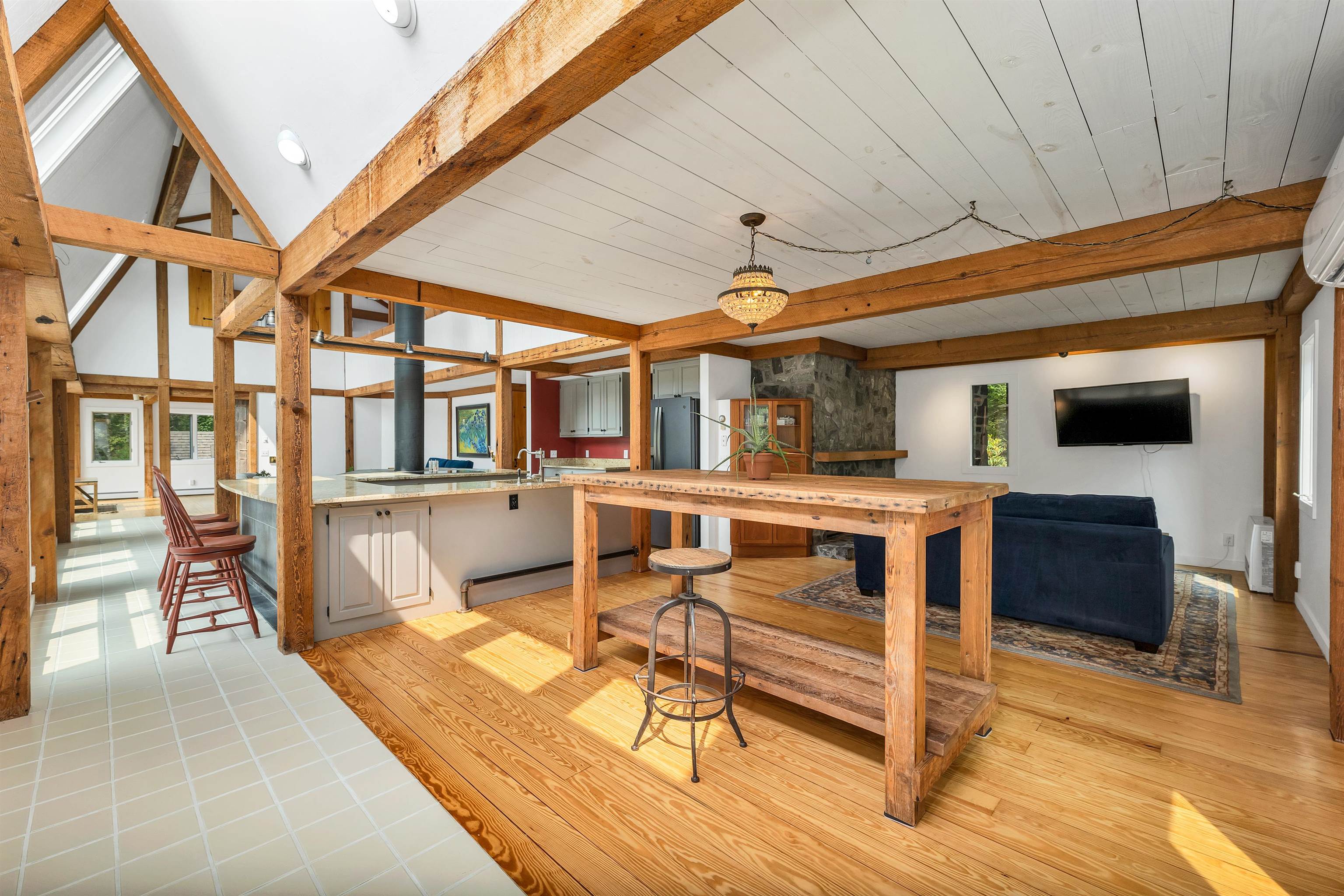 Grantham, New Hampshire 03753, United States, 3 Bedrooms Bedrooms, ,3 BathroomsBathrooms,Residential,Active,192029