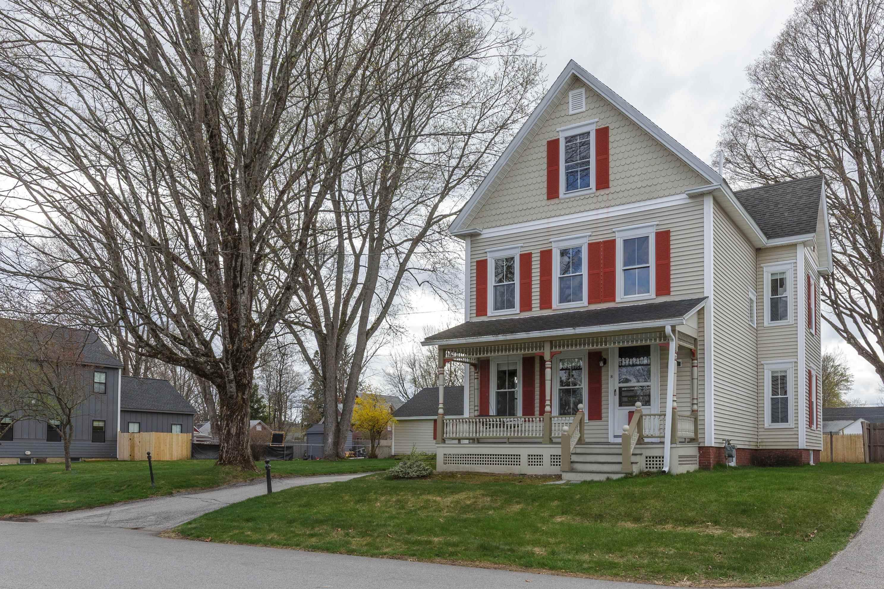 8 Princeton Street
