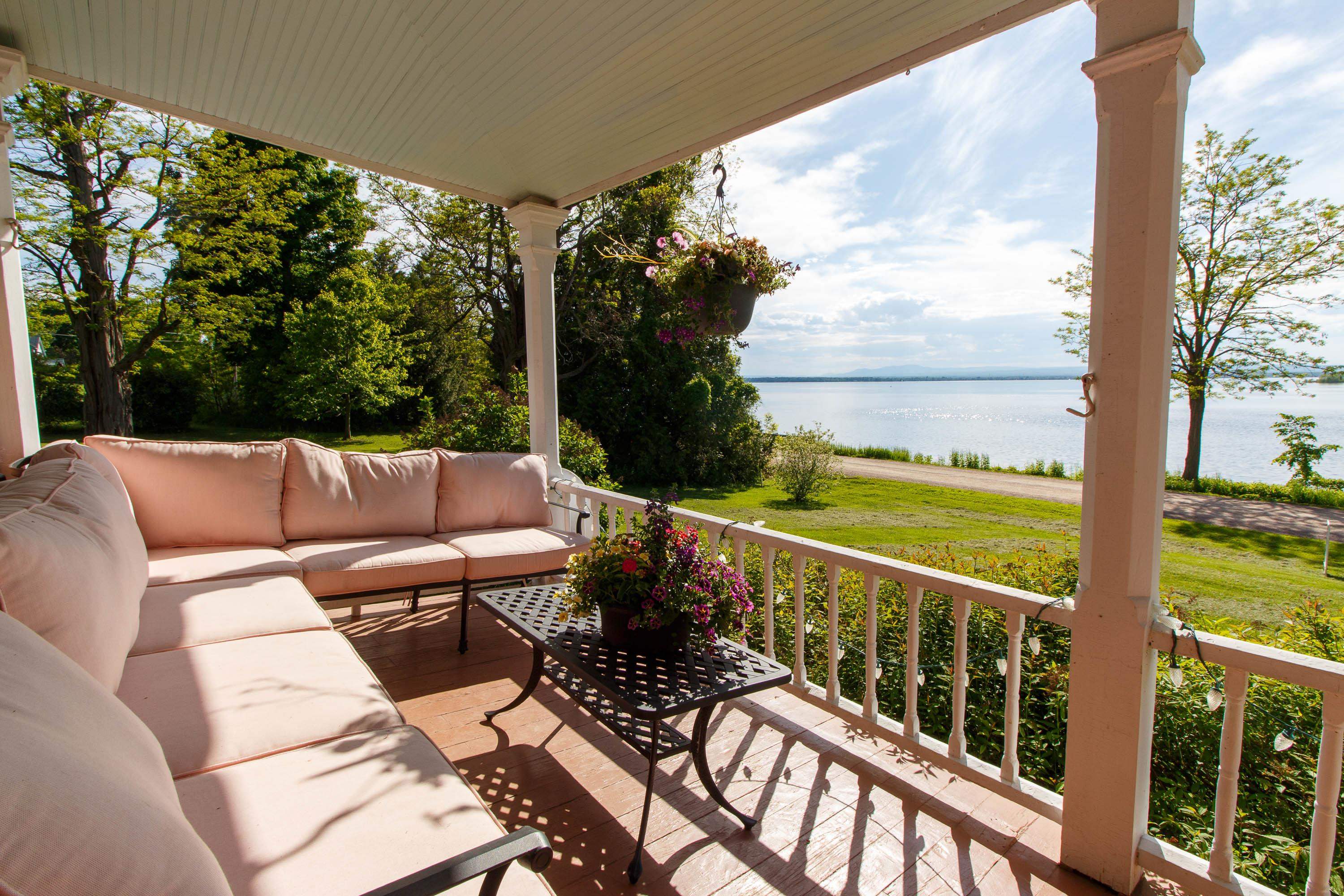 14 Adams Landing Road