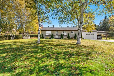 376 US Route 3 Stewartstown NH 03576