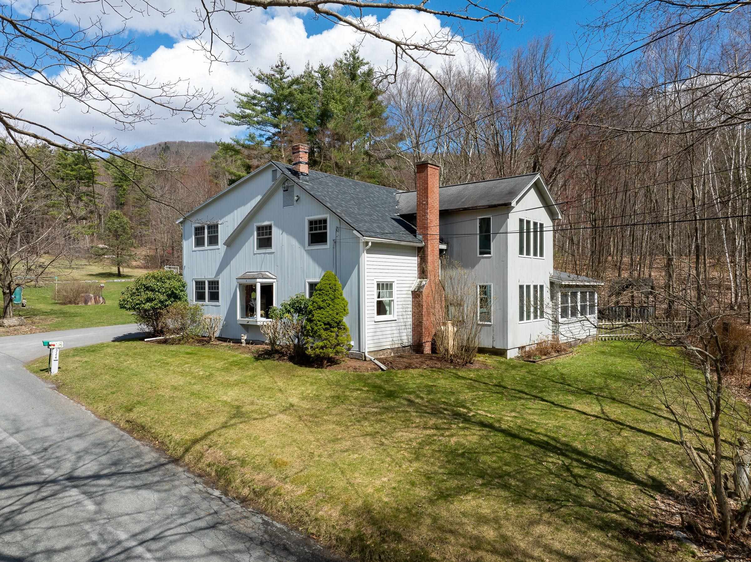 924 Henderson Road