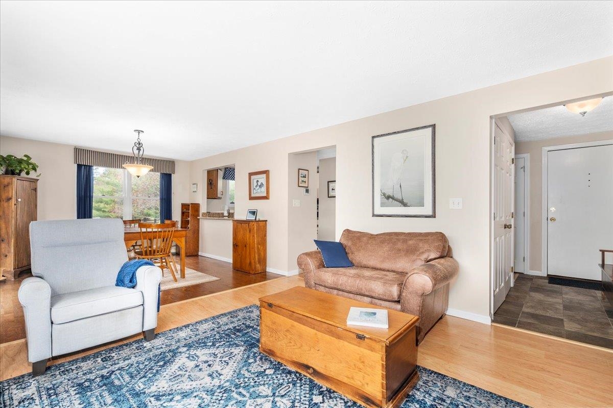 7 Corduroy Road 10