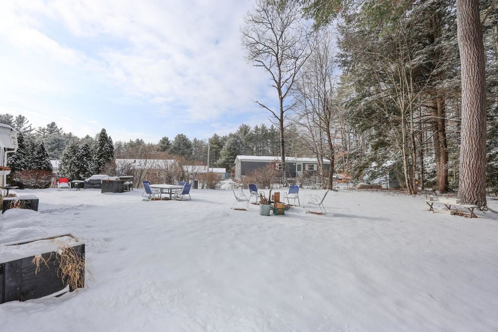 Photo of 63 Evergreen Lane, Hopkinton, NH 03229 (MLS # 5073387)