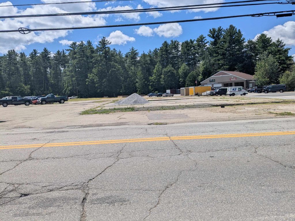 Photo of 84 Manchester Street, Concord, NH 03301 (MLS # 5069792)