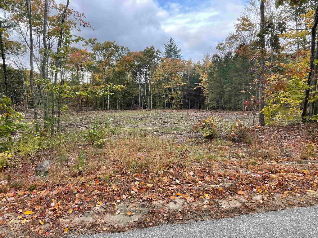 Photo of 7 Bald Hill Road, Raymond, NH 03077 (MLS # 5026574)