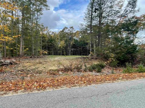 Photo of 7 Bald Hill Road, Raymond, NH 03077 (MLS # 5026574)