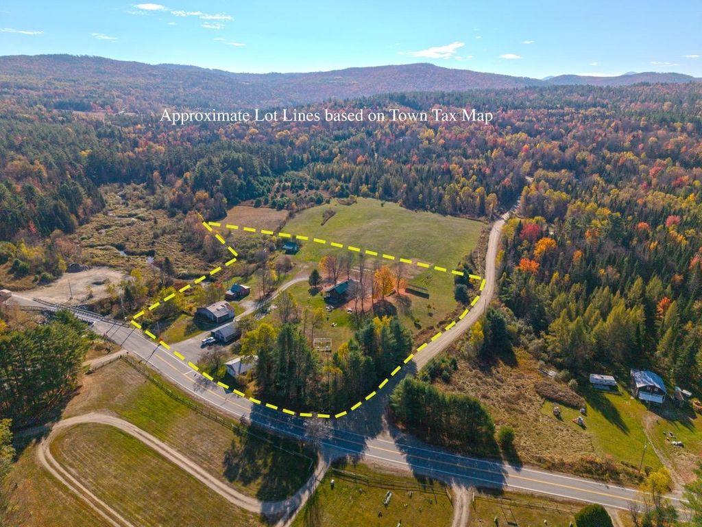Photo of 10 Duval Road, Dalton, NH 03598 (MLS # 5065771)