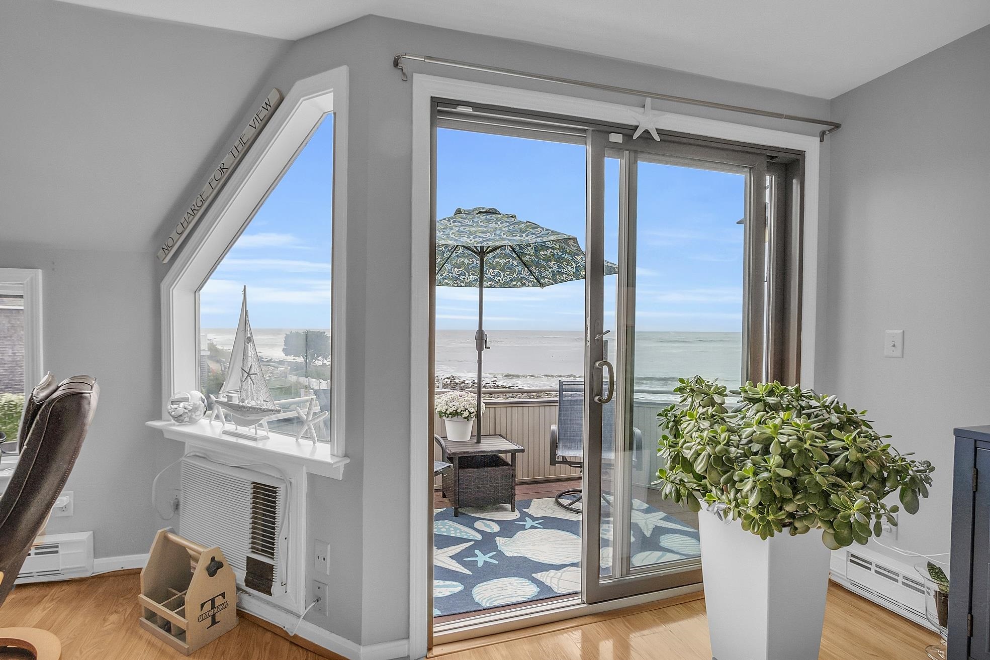 Hampton, New Hampshire 03842, United States, 2 Bedrooms Bedrooms, ,1 BathroomBathrooms,Residential,Active,42194